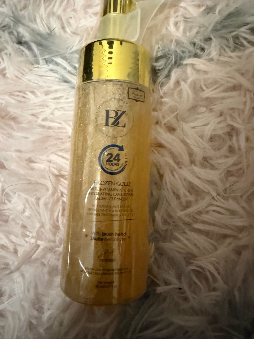 Frozen Gold Hydrating Foam Facial Cleanser – Gold